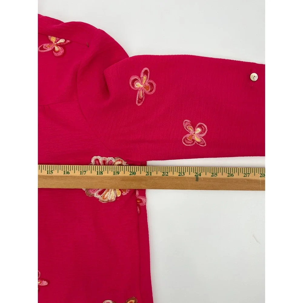 Anthropologie Fig and‎ Flower Magenta Pink Floral Butterfly Embroidered Shirt S